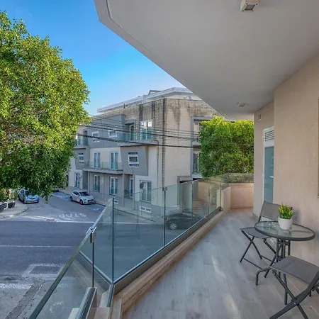 Beautiful 3br Homes With Comfy Beds, Wifi & Ac By 360 Estates アパート