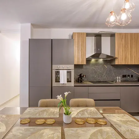 Beautiful 3br Homes With Comfy Beds, Wifi & Ac By 360 Estates *