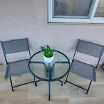 Lägenhet Beautiful 3br Homes With Comfy Beds, Wifi & Ac By 360 Estates *
