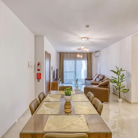 Beautiful 3br Homes With Comfy Beds, Wifi & Ac By 360 Estates