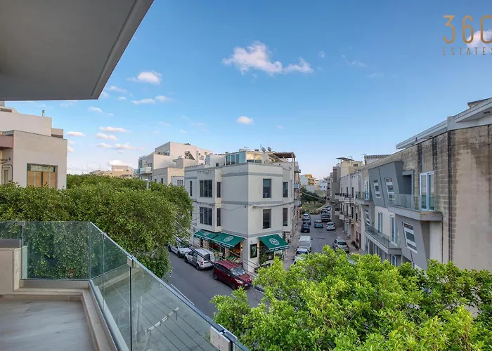 Beautiful 3br Homes With Comfy Beds, Wifi & Ac By 360 Estates Lejlighed *