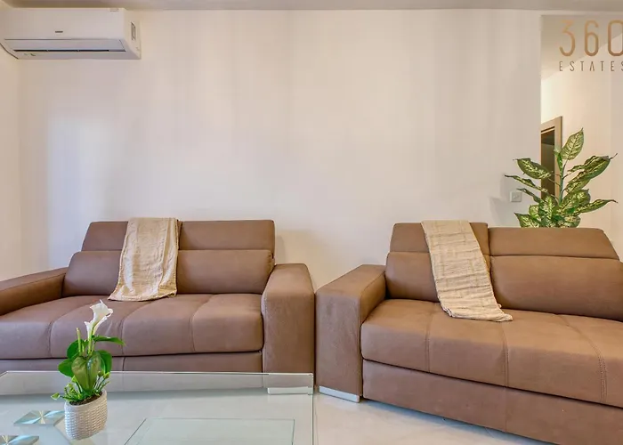 Beautiful 3br Homes With Comfy Beds, Wifi & Ac By 360 Estates