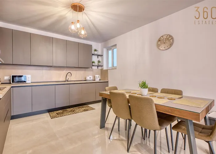 Apartament Beautiful 3br Homes With Comfy Beds, Wifi & Ac By 360 Estates *